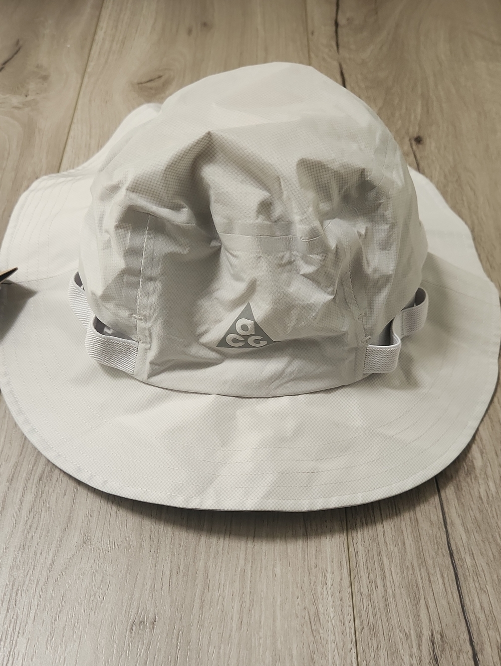 Nike ACG ApexStorm-FIT ADV Packable Bucket Hat Phantom Gray Size Medium
